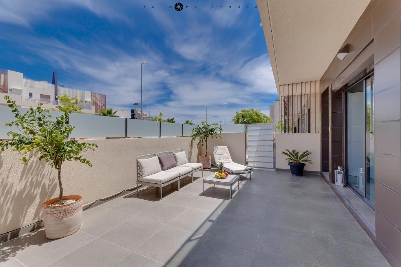 Apartamento En La Planta Baja "Playa Elisa" Pilar de la Horadada Ngoại thất bức ảnh